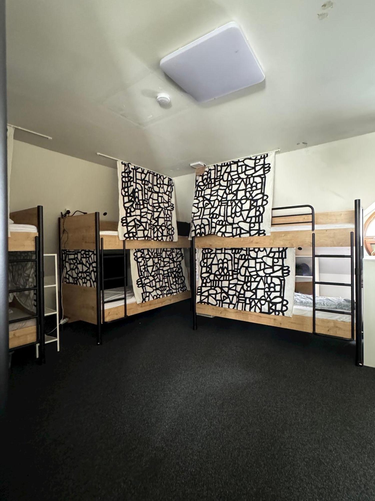 Hostel John Galt Brno Buitenkant foto